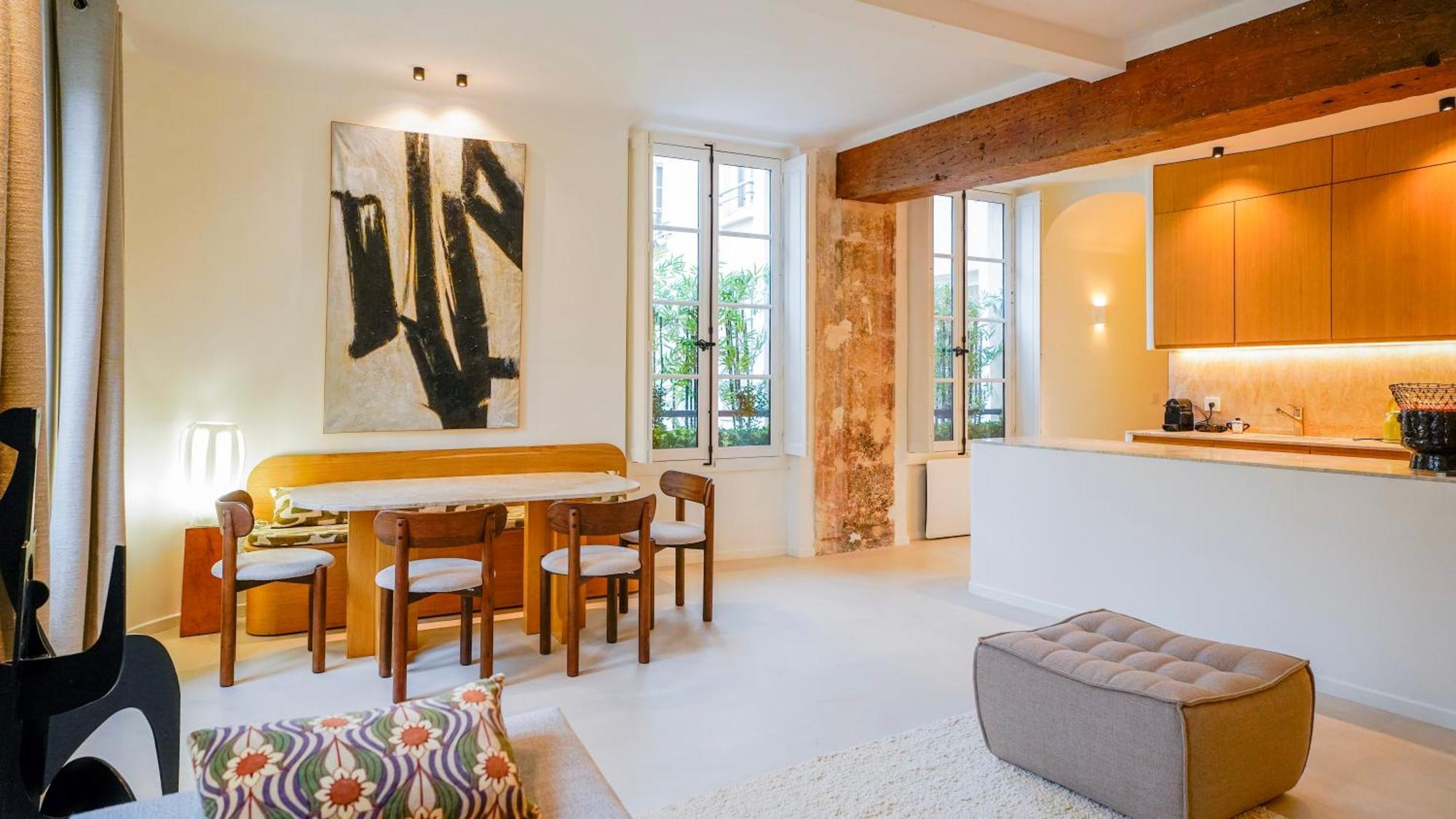 Refined Elegance In * Paris