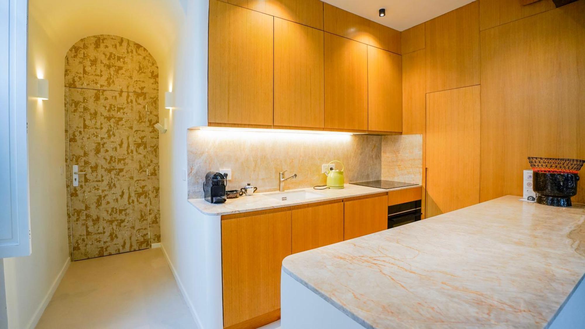 Refined Elegance In Apartment Paris